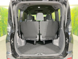 普段のお買い物や通勤、送迎等に十分な荷室スペースを確保しております。セカンドシートを倒すと、大きな荷物の積載も可能です♪