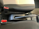 機能、内装・外装の状態、走行距離、修復歴の有無など、細部まで徹底して検査しています!