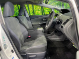 運転席シート廻りは使用感も少なく、良好な状態となっています。丁寧に使われていたことがよくわかりますね。
