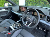Audiのインテリアはエクステリア同様、優れたデザイン性とクオリティ、そして機能性を兼ね備えております。