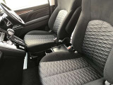 当店の展示車のほとんどが、本州より仕入れを行っております!下廻りのサビが少なく、コンディションも良好です!お値段もできる限り無駄を省き、ご提供できるギリギリの価格でご提供させていただいております♪