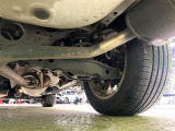 お車を安心してお乗りいただく為には、足回りの定期点検が欠かせません。サービスサポート(有償保証)では無料点検もご提供しており、安心のカーライフをお過ごしいただけるサポート体制が整っています。
