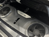 水冷式水平対向6気筒2981?ツインターボエンジン【450PS/530Nm】(カタログ値)