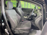 運転席シート廻りは使用感も少なく、良好な状態となっています。前オーナー様が丁寧に使っていたことがよくわかりますね。