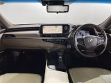 ES 300h バージョンL 本革シート サンルーフ