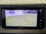 見えづらい車体後方部を映像で映し出してしっかりサポート!難しいバック駐車も安心です♪
