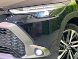 【LEDヘッドライト】悪天候や夜間走行時も良好な視界を確保し安心して運転できる高輝度LEDヘッドライトを装備!点灯速度が早く、消費電力も抑えられています。