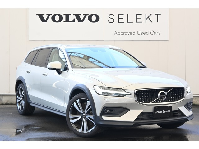 V60クロスカントリーT5 AWD プロ 4WD