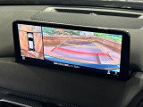【360&deg;ビューモニター】専用のカメラにより、上から見下ろしたような視点で360度クルマの周囲を確認することができます☆死角部分も確認しやすく、狭い場所での切り返しや駐車もスムーズに行えます。