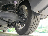 お車を安心してお乗りいただく為には、足回りの定期点検が欠かせません。サービスサポート(有償保証)では無料点検もご提供しており、安心のカーライフをお過ごしいただけるサポート体制が整っています。