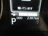 たとえばダイハツのお店にある、たくさんのスマアシ搭載車は、正常に作動する事をしっかり確認します。