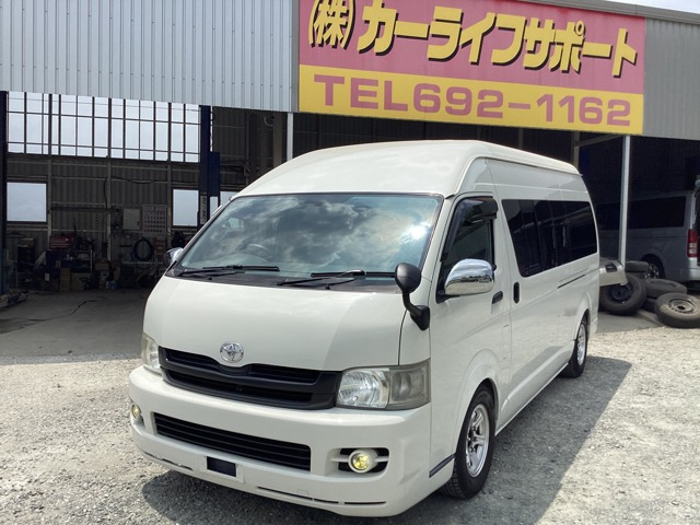 トヨタ ハイエースバン 