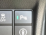【クリアランスソナー】バンパーに付いたセンサーが障害物を検知!一定の距離に近づくとアラートで教えてくれます♪狭い駐車スペースや車庫入れ時も安心ですね☆