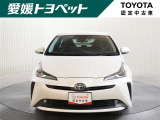 スタイリッシュなヘッドライト&フロントグリル♪