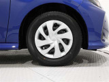 タイヤサイズは175/70R14です。