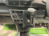 ご納車前に納車点検(法定12ヶ月点検相当)を実施し、基本性能に関わる機能や状態を徹底的に点検します。