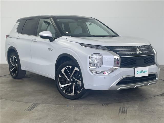 アウトランダー PHEV 2.4 P 4WD 4WD 修復歴無し
