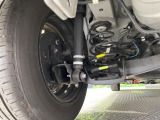 お車を安心してお乗りいただく為には、足回りの定期点検が欠かせません。サービスサポート(有償保証)では無料点検もご提供しており、安心のカーライフをお過ごしいただけるサポート体制が整っています。