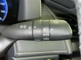 【オートライト】車外の明るさに応じて自動的にライトの点灯・消灯をしてくれます