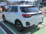 中古車保証は無料で一年間付帯します。
