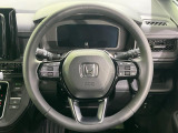 【純正革巻きステアリング】上質な革を使用することで、手にしっかり馴染みとても運転しやすいハンドルです♪