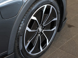 20インチ Taycan Turbo Aero Design ホイール
