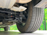 お車を安心してお乗りいただく為には、足回りの定期点検が欠かせません。サービスサポート(有償保証)では無料点検もご提供しており、安心のカーライフをお過ごしいただけるサポート体制が整っています。