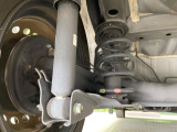 お車を安心してお乗りいただく為には、足回りの定期点検が欠かせません。サービスサポート(有償保証)では無料点検もご提供しており、安心のカーライフをお過ごしいただけるサポート体制が整っています。