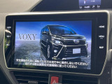 【10.5インチナビ】高級感とインパクトのある大画面ナビを装備。各種オーディオ操作はもちろん、スマホ連携もできる利便性の高いナビです♪