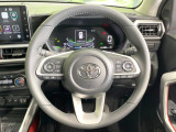 【ステアリングスイッチ】運転中、前方から目線をそらすことなく、オーディオ等の操作が可能な便利機能!安心&快適なドライブを演出してくれます♪