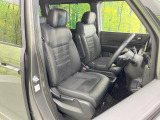 運転席シート廻りは使用感も少なく、良好な状態となっています。丁寧に使われていたことがよくわかりますね。