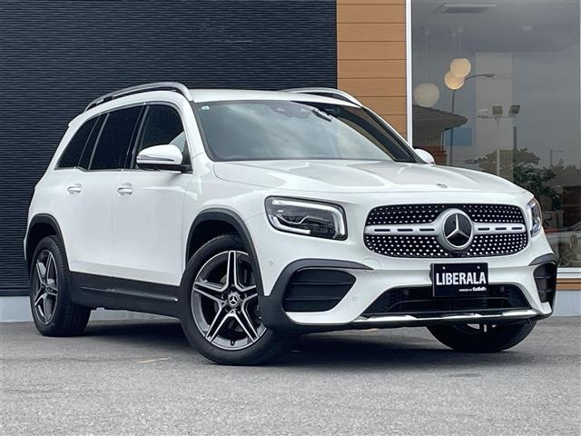 GLB GLB200d 4マチック AMGライン 4WD 本革シート