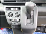 神奈川でお車を探すなら リバーサイド 。当店では在庫数800台展示中となります。残価設定型ゴジュッパローンをメインで販売しており月々のお支払いをお安く高年式車を乗りたい方へ是非ご検討ください。