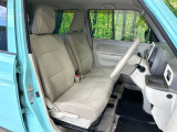 運転席シート廻りは使用感も少なく、良好な状態となっています。丁寧に使われていたことがよくわかりますね。