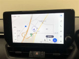 【10.5インチディスプレイオーディオ】各種オーディオ機能とスマホ連携機能を搭載。コネクティッドナビ対応。車載ナビ機能も搭載。機能の詳細につきましては、展示店舗までお尋ねください。