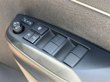 販売するすべての中古車に【ロングラン保証】が付帯します。走行距離無制限・期間は1年間です。保証修理は全国5000箇所のトヨタテクノショップにてお受けいただけます。
