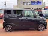 ご成約のおクルマ全て、エンジンオイルを交換してご納車させていただきます!また、点検時に消耗品の状態確認も行い必要に応じて新品交換させていただきます!
