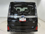 車内は家族みんなでゆったり乗れて驚くほど使いやすいです。