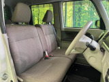 運転席シート廻りは使用感も少なく、良好な状態となっています。丁寧に使われていたことがよくわかりますね。