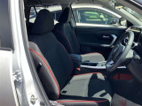 見通しのよいすっきりとした視界で、誰でも運転しやすいです。運転のしやすさは疲れにくさにも繋がりますよ♪