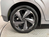 タイヤサイズは205/50R17です♪