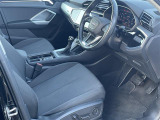 内装クリーニングも施しております。内装の綺麗なお車は気持ちが良くオススメさせていただく1つのポイントになっております。