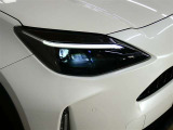 LEDヘッドライトです。デザイン性がよくとても明るいので、夜間の走行や悪天候でも安心です。しかも長寿命!