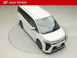 両側パワースライドドア付きだから、狭い駐車スペースなどでの乗り降りラクラク♪小さなお子さまのいるご家庭には嬉しい装備です。
