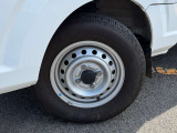 万一の衝突に備えて、いつでも安心して運転できるようエアバックシステムなどの安全装備を標準搭載!!