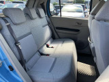 ゆとりある広々とした車内空間は、ドライブを始め買い物やレジャーなど、幅広く活躍します。一人でもみんなとでもお出かけを楽しみましょう!