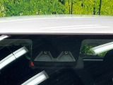 【プリクラッシュセーフティ】前方の車両等を検知し、衝突しそうな時は警報で注意を促し、ブレーキを踏む力をサポート。ブレーキを踏めなかった場合は衝突被害軽減ブレーキが作動、衝突回避をサポートします。