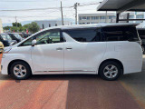 カープレシャスではご納車後もお客様に安心しておクルマにお乗り頂くため、【2か月又は2,000km】の保証をお付けしております!当社は保証金額をお支払い総額に含ませていただいております!