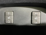 【シートヒーター】シートを温めてくれる暖房機器です!長時間座っていると負担が掛かりやすい背中や腰、または冬場などの寒い日に冷えやすい脚部に快適なぬくもりを伝えます。