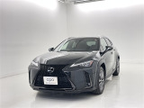 「UX300h F SPORT」入荷いたしました。ボディーカラーは&ldquo;グラファイトブラックガラスフレーク&rdquo;です。